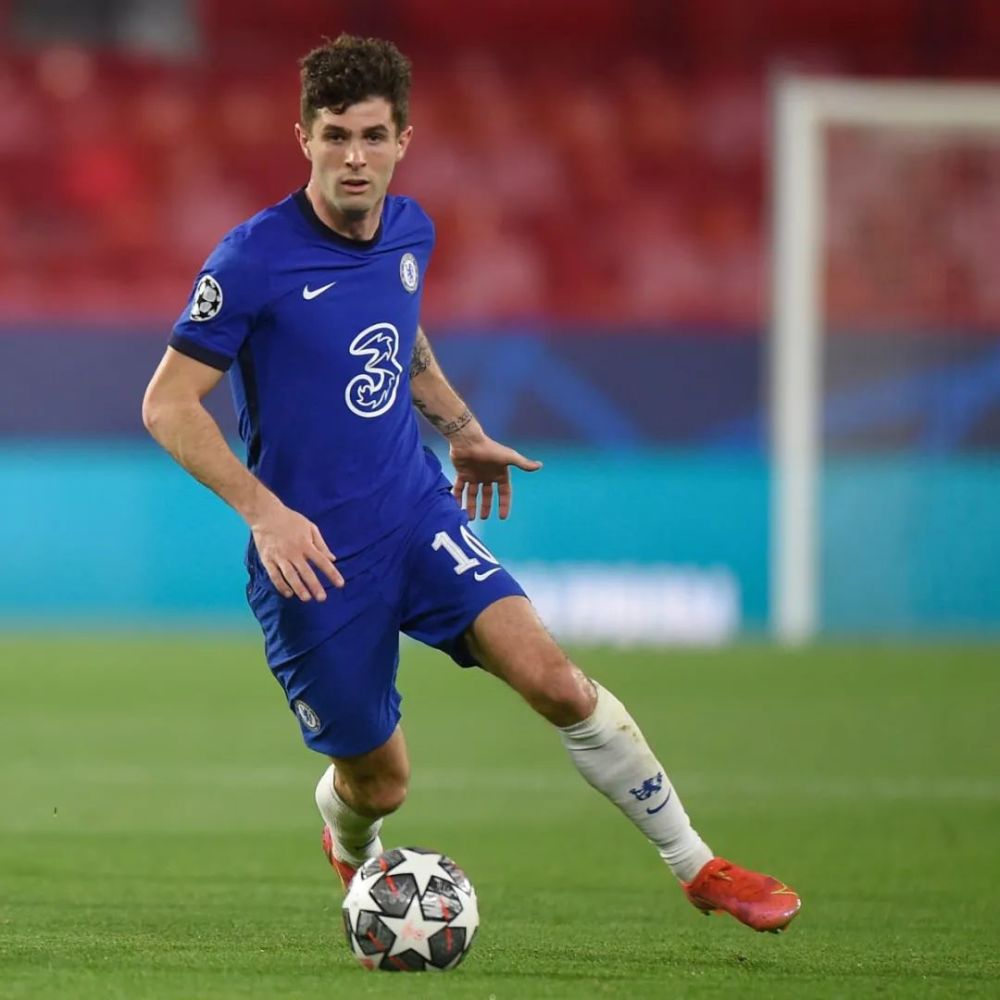 仅引起了球 仅引起了球