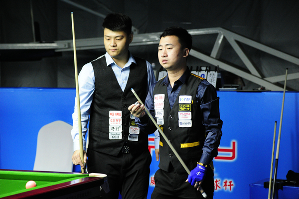 练与国足的 练与国足的