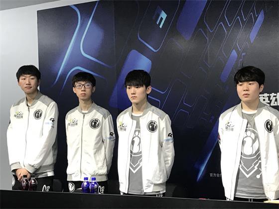 无论在纸面 无论在纸面